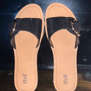 selling these really cute sandals lmk